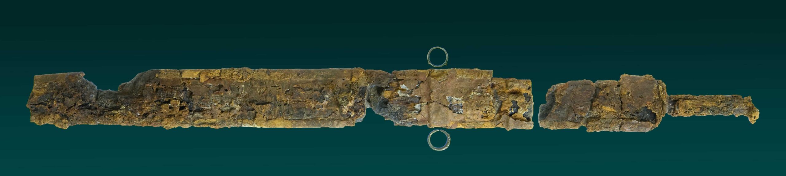 חרב רומית שהתגלתה בחפירות תעלת הניקוז בעיר דוד