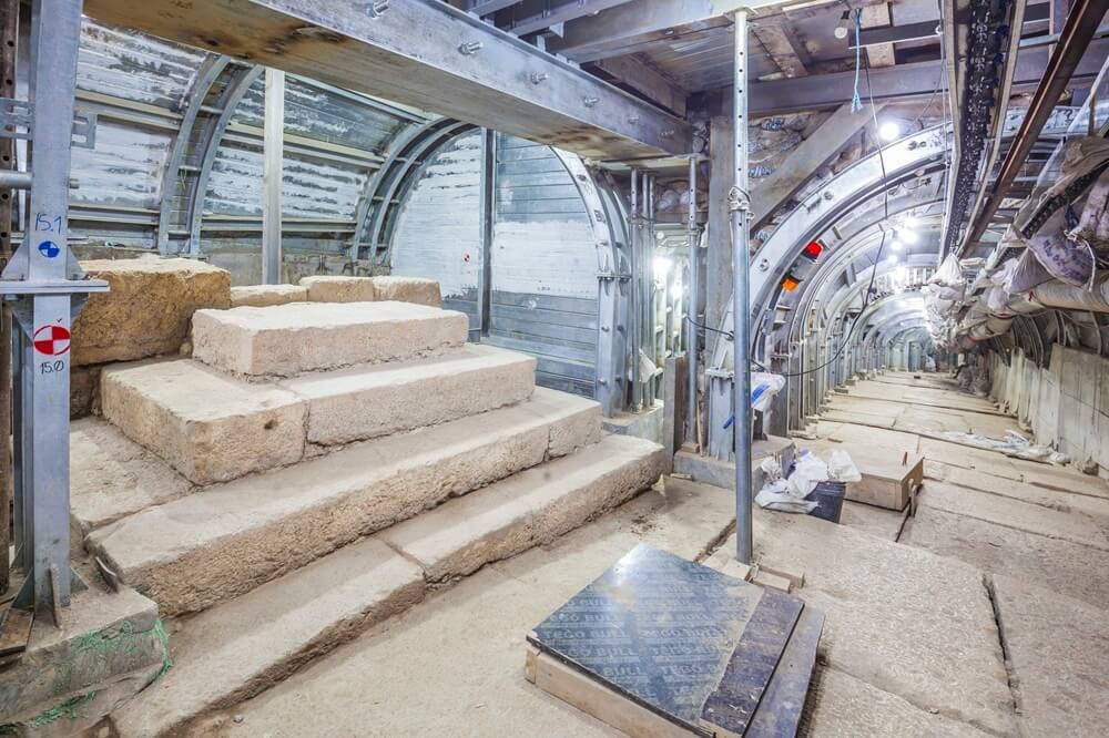 דרך עולי הרגל, הרחוב המדורג